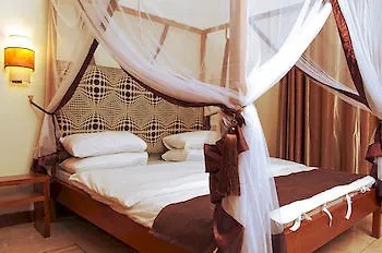 2 Friends Beach Hotel Entebbe Resort