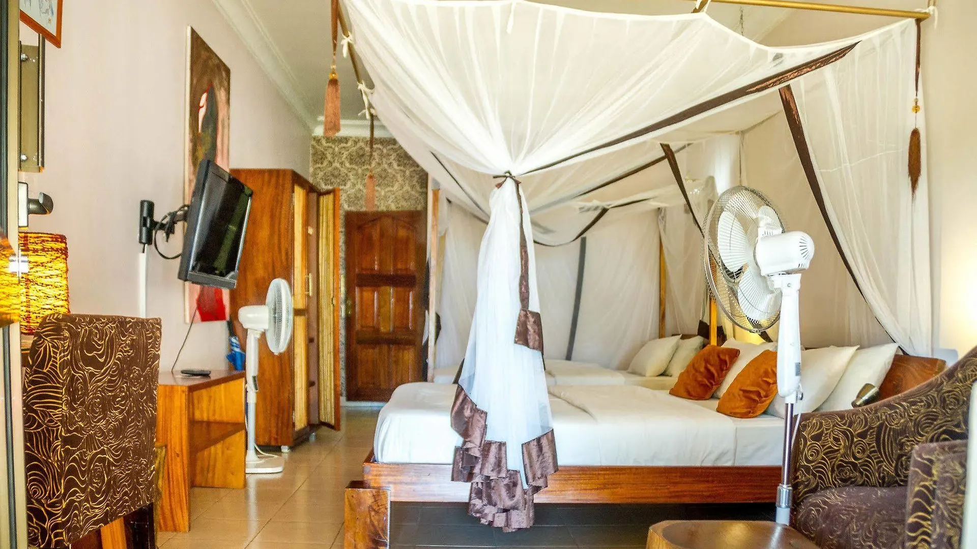Resort 2 Friends Beach Hotel Entebbe