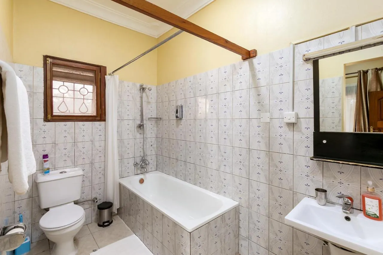 2 Friends Beach Hotel Entebbe 4*,  Uganda