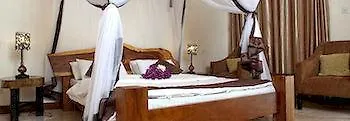 2 Friends Beach Hotel Entebbe 4*,