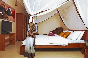 Resort 2 Friends Beach Hotel Entebbe