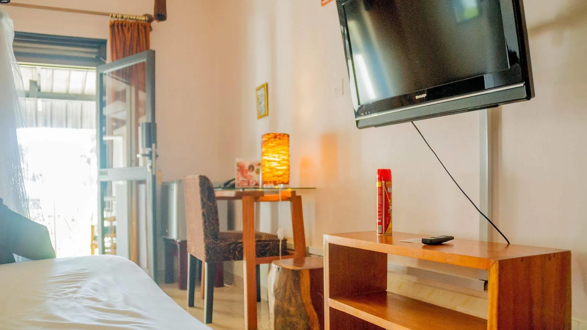 2 Friends Beach Hotel Entebbe 4*,  Uganda